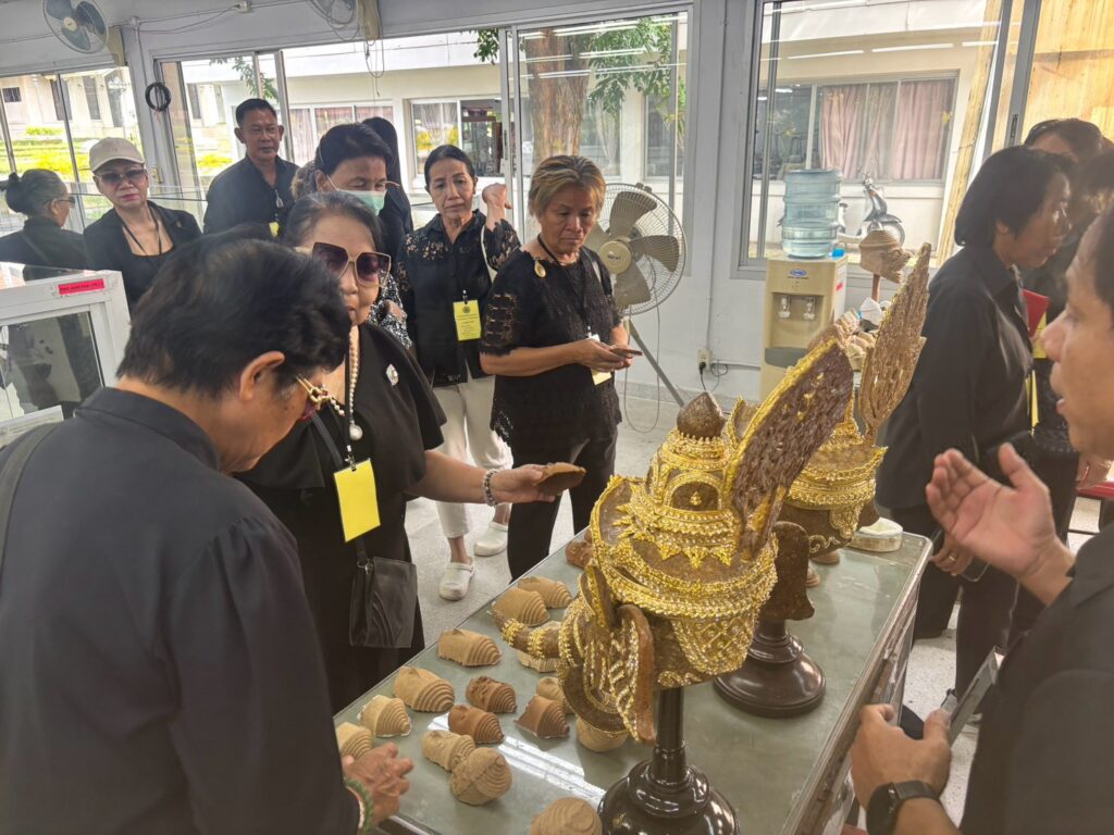 โครงการฝึกอบรมพัฒนาศักยภาพ ของผู้บริหารท้องถิ่น ผู้ช่วยผู้บริหารท้องถิ่น สมาชิกสภาท้องถิ่นพนักงานส่วนตำบล พนักงานจ้าง ผู้นำชุมชนและอาสาสมัครท้องถิ่นรักษ์โลก(อถล.) ประจำปีงบประมาณ2569 line album อยุธยา 260826 282