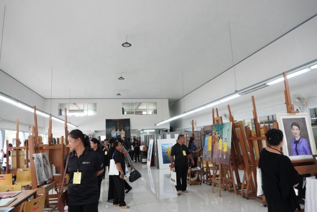 โครงการฝึกอบรมพัฒนาศักยภาพ ของผู้บริหารท้องถิ่น ผู้ช่วยผู้บริหารท้องถิ่น สมาชิกสภาท้องถิ่นพนักงานส่วนตำบล พนักงานจ้าง ผู้นำชุมชนและอาสาสมัครท้องถิ่นรักษ์โลก(อถล.) ประจำปีงบประมาณ2569 line album อยุธยา 260826 46