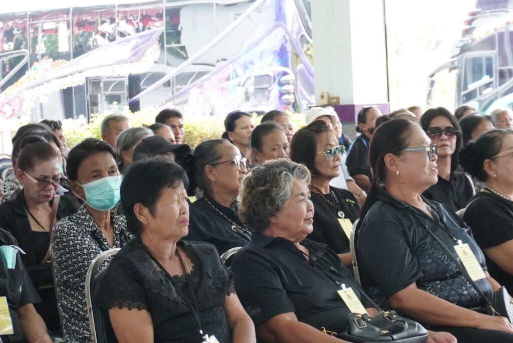 โครงการฝึกอบรมพัฒนาศักยภาพ ของผู้บริหารท้องถิ่น ผู้ช่วยผู้บริหารท้องถิ่น สมาชิกสภาท้องถิ่นพนักงานส่วนตำบล พนักงานจ้าง ผู้นำชุมชนและอาสาสมัครท้องถิ่นรักษ์โลก(อถล.) ประจำปีงบประมาณ2569 line album อยุธยา 260826 58
